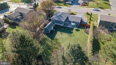 1216 Shadow Oaks Ln, Slatington, PA 18080 - photo 7