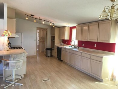 159 S El Rancho Bonito Rd, Cornville, AZ 86325 - photo 3