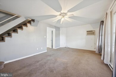 1004 Sunset St, Marcus Hook, PA 19061 - photo 3