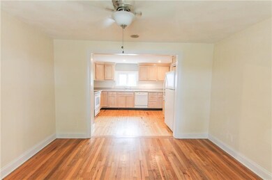1st Fl Dining room