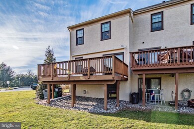 353 Scola Rd, Brookhaven, PA 19015 - photo 2