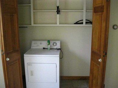 19 Flanders St, Johnston, RI 02919 - photo 4