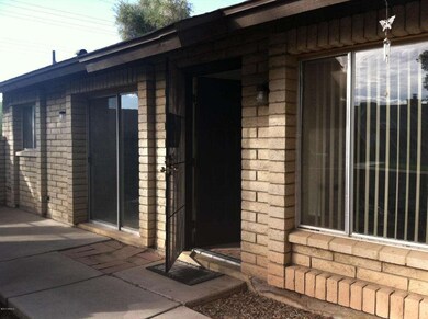 126 W Loma Vista Dr unit 104, Tempe, AZ 85282 - photo 2