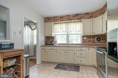 39 Colgate Rd, Atco, NJ 08004 - photo 4