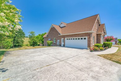 4-web-or-mls-422 Jack Sharp Drive-50