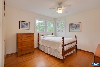 120 Buckingham Cir unit E, Charlottesville, VA 22903 - photo 2