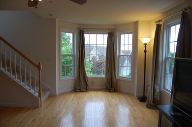 33 Daffodil Ct unit 207, South Grafton, MA 01560 - photo 6