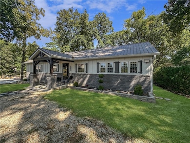 15872 N Bluebird Dr, Effingham, IL 62401 - photo 2