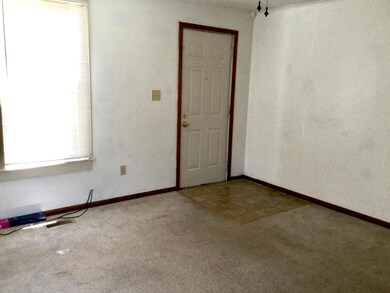 479 Elaine Rd, Columbus, OH 43213 - photo 5