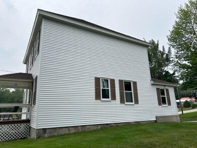 18 2nd St, Gorham, NH 03581 - photo 2