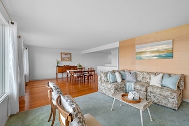 7 Mariners Ln, Marblehead, MA 01945 - photo 5