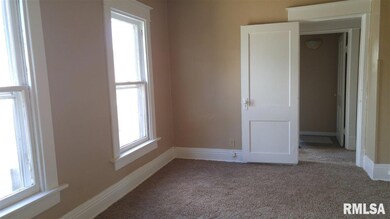 2004 College Ave, Davenport, IA 52803 - photo 7