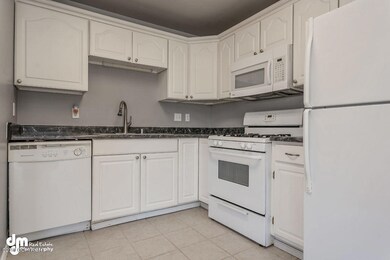 Kitchen_ELK06322-SMALL