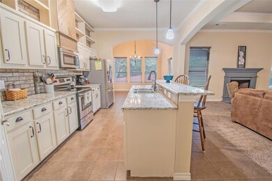 1008 S Brazos St, Weatherford, TX 76086 - photo 6