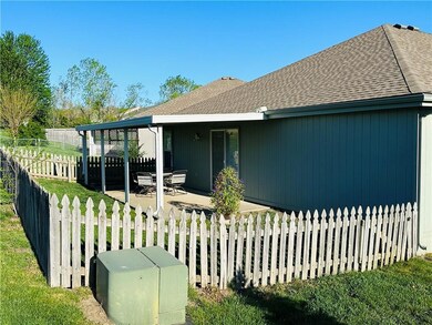 603 Twilight Dr, Raymore, MO 64083 - photo 7