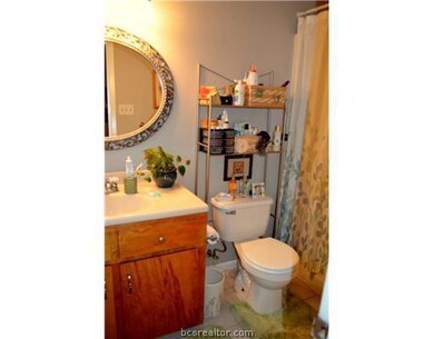 Master Bath/Spa.