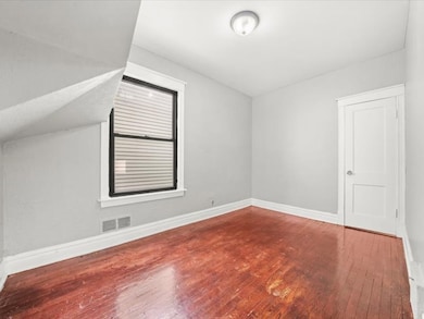 3219 W 64th St, Chicago, IL 60629 - photo 7