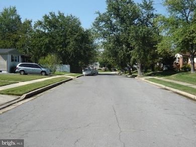 3109 Thornfield Rd, Gwynn Oak, MD 21207 - photo 3