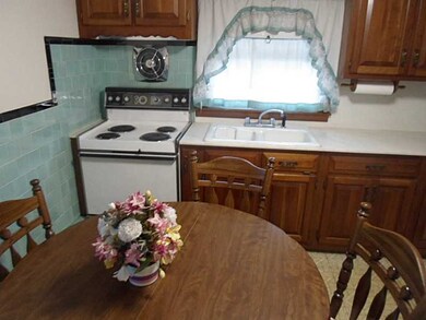 143 Greenville Rd, North Smithfield, RI 02896 - photo 3