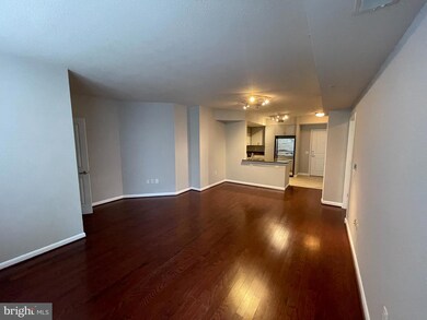 Clarendon 1021 unit 218, Arlington, VA 22201 - photo 3