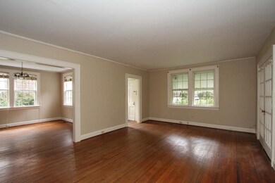 Living Room & Dining Area