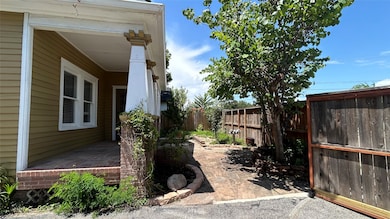Access your front door with a beautiful walkway all around the home