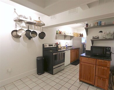 79 Pleasant St unit A, Brookline, MA 02446 - photo 2