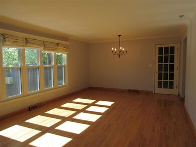 1535 Monterey Ct, Bettendorf, IA 52722 - photo 4