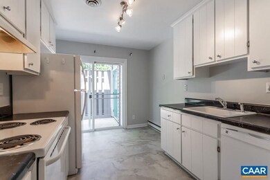 817 Watson Ave unit A, Charlottesville, VA 22901 - photo 2