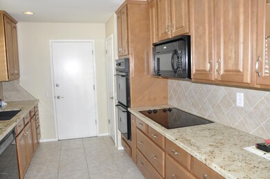 9822 W Evergreen Dr, Sun City, AZ 85373 - photo 7