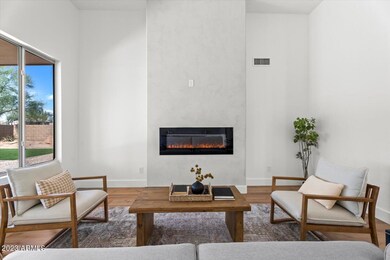 07-Family room 1