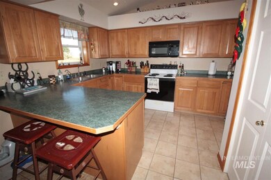 84 S 200 E, Jerome, ID 83338 - photo 4