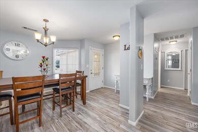 12305 Quiet Pasture Dr, Bakersfield, CA 93312 - photo 5