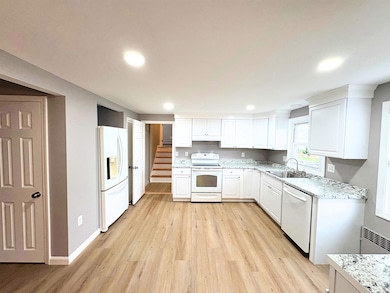 11 Monadnock St, Nashua, NH 03064 - photo 7