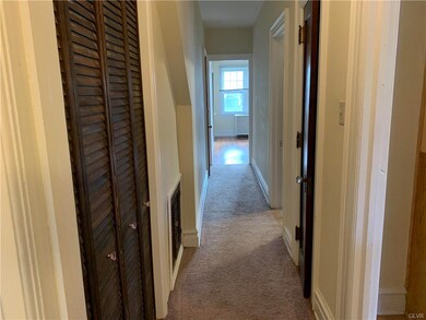 2403 W Allen St unit 2nd Fl, Allentown, PA 18104 - photo 6
