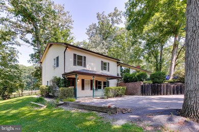 6703 Brooklyn Bridge Rd unit A, Laurel, MD 20707 - photo 2