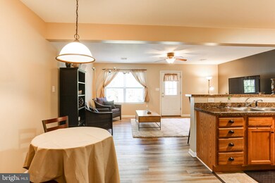 513 Dakemich Ct, Enola, PA 17025 - photo 5