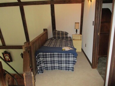 33 Forrest Ln, Newfane, VT 05345 - photo 5