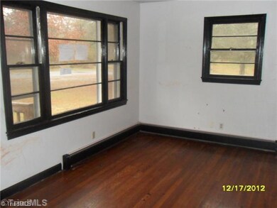 2nd Bedroom.