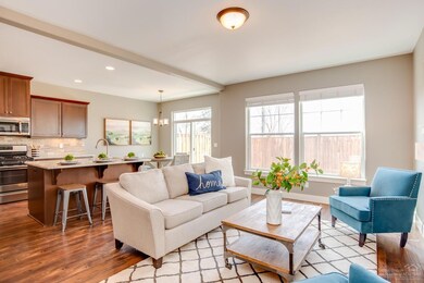 1055 SE Leonel Ln, Bend, OR 97702 - photo 4