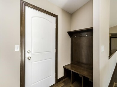 1921 Shady Grove Rd SW, Cedar Rapids, IA 52404 - photo 7