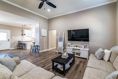 309 S Magnolia St, Pottsboro, TX 75076 - photo 6