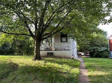 807 Toman Ave, Clairton, PA 15025 - photo 2