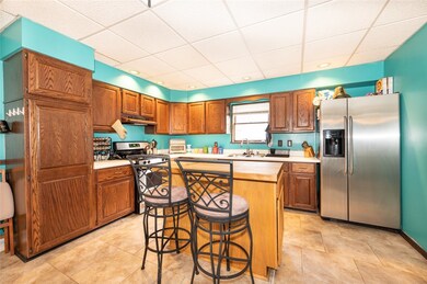 343 Augusta St, Pittsburgh, PA 15211 - photo 7