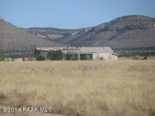 26775 N Falcon Way, Paulden, AZ 86334 - photo 4