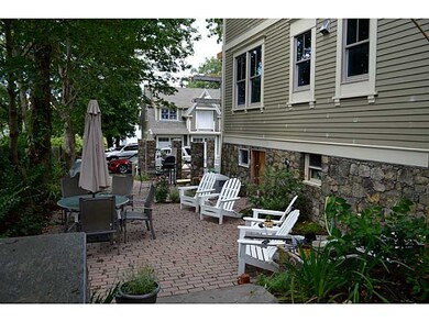 34 Mount Vernon St unit 4, Newport, RI 02840 - photo 5