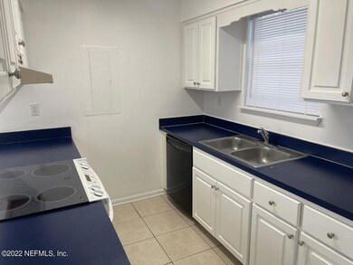 1302-KITCHEN