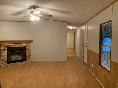 33107 Bear Branch Ln unit B, Magnolia, TX 77354 - photo 2