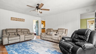 213 Nottingham Rd, Jacksonville, NC 28546 - photo 6