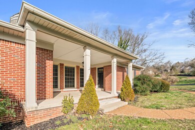 505 Oakwood Dr, Columbia, TN 38401 - photo 5